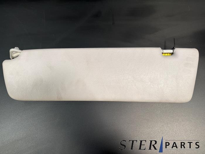 Zonneklep van een Mercedes Vito, Auto-onderdelen, Interieur en Bekleding, Mercedes-Benz, Gebruikt, 3 maanden garantie, Ophalen of Verzenden