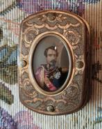 Ancien porte monnaie en métal et feutre. Style Napoléon III, Antiek en Kunst, Antiek | Woonaccessoires, Ophalen