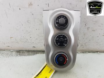 PANNEAU DE COMMANDE CHAUFFAGE CLIMATISATION Yaris II (P9), Utilisé, Toyota