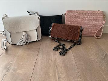 4 nieuwe handtassen leder beschikbaar voor biedingen