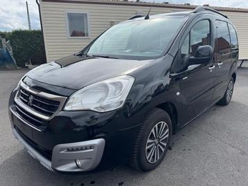 Peugeot Partner 1,2 benzine - GROOTHANDELSPRIJS/OVERNAMEWAGE beschikbaar voor biedingen