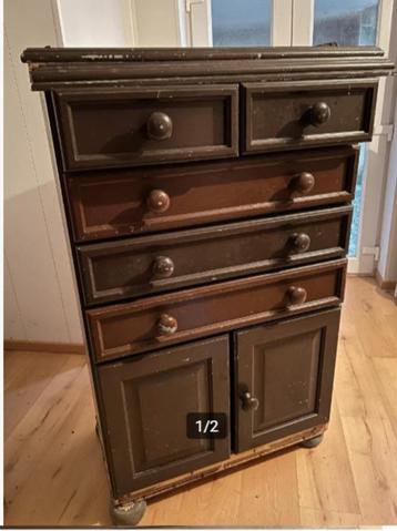 vintage ladenkast beschikbaar voor biedingen