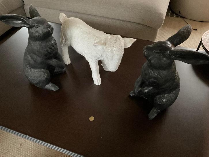 Polyester konijnen en geit, Collections, Statues & Figurines, Utilisé, Animal, Enlèvement