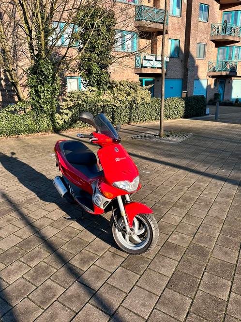 Gilera runner 180cc op a1, Motoren, Motoren | Piaggio, Particulier, Scooter, 1 cilinder, Ophalen