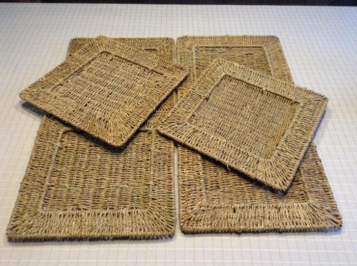 6 vierkant rieten onderborden bruin 32x32, Huis en Inrichting, Keuken | Textiel, Zo goed als nieuw, Overige typen, Bruin, Ophalen of Verzenden