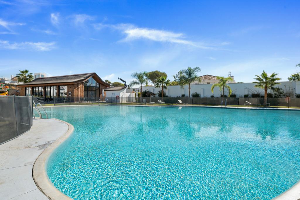 Prachtig appartement met 3 slaapkamers in Benahavis-Marbella, Immo, Huizen en Appartementen te koop, Benedenwoning