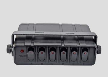 Mobisuv Schakelpaneel 6 schakelaars Rood 12V 40A beschikbaar voor biedingen
