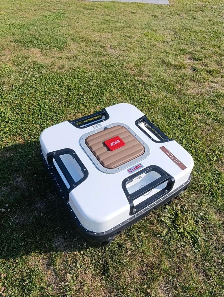 Demo robotmaaier -50% korting. voor helling  tot max 75,%, Tuin en Terras, Robotmaaiers, Zo goed als nieuw, Ophalen of Verzenden