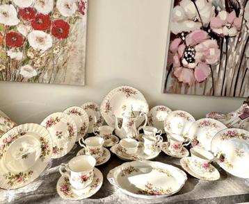 Royal Albert koffieset, Moss Rose beschikbaar voor biedingen