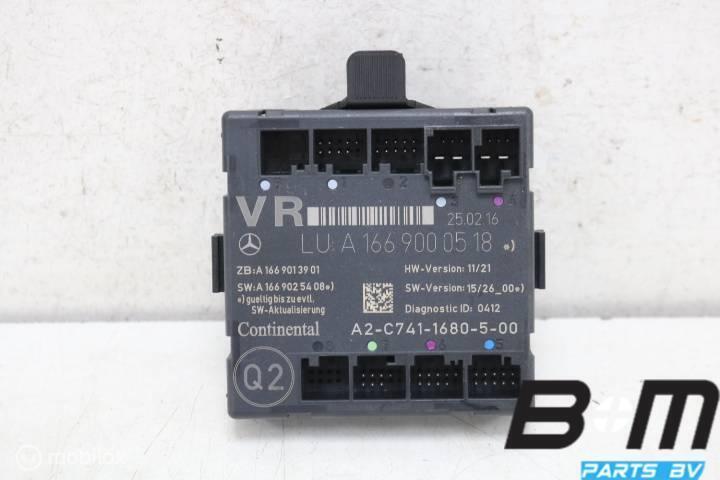 Deur module rechts Mercedes A-Klasse W176 A1669000518, Auto-onderdelen, Interieur en Bekleding, Gebruikt