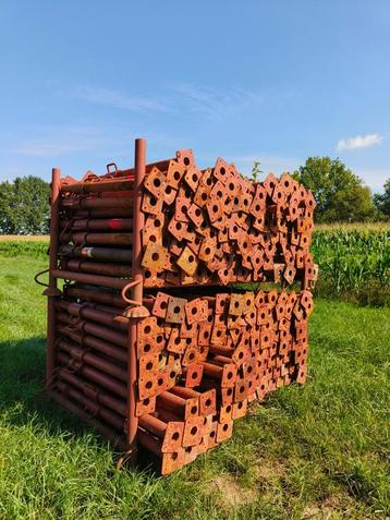 schoren stippen  beschikbaar voor biedingen