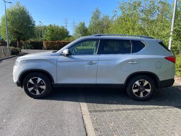 SSangYong Rexton te koop, Autos, Argent ou Gris, Achat, Euro 6, Carnet d'entretien