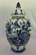 Delfts blauw pot met deksel, Ophalen
