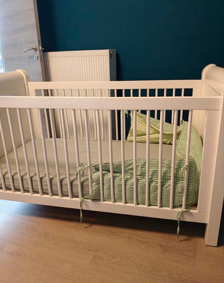 Childwood baby meegroeibed in zeer goede staat., Kinderen en Baby's, Kinderkamer | Complete kinderkamers, Zo goed als nieuw, Ophalen