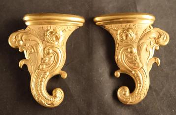 Paar antieke bronzen sierornamenten beschikbaar voor biedingen