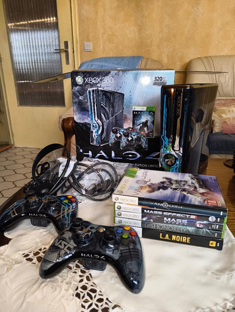 Xbox 360 Halo 4 Limited Edition + jeux, Games en Spelcomputers, Games | Xbox 360, Zo goed als nieuw, Ophalen of Verzenden