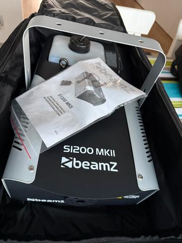 BeamZ MK1200 rookmachine + 5 liter vloeistof beschikbaar voor biedingen