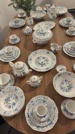 Tsjechoslowaaks porseleinen servies  (Zwiebelmuster)., Antiquités & Art, Antiquités | Services (vaisselle) complet, Enlèvement