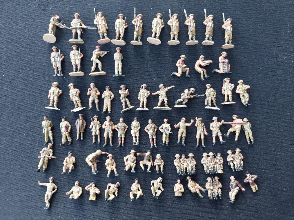 Lot De 2 Figurines Soldats Britanniques WWII 8e Armée - Échelle 1:35, En Résine Non Peinte