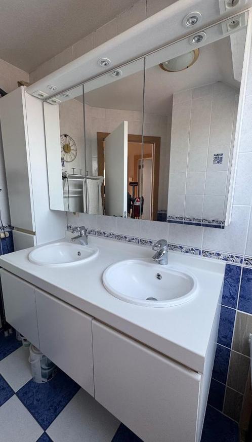 Armoires de salle de bain avec vasques et robinets GROHE, Huis en Inrichting, Badkamer | Badkamermeubels, Gebruikt, Ophalen