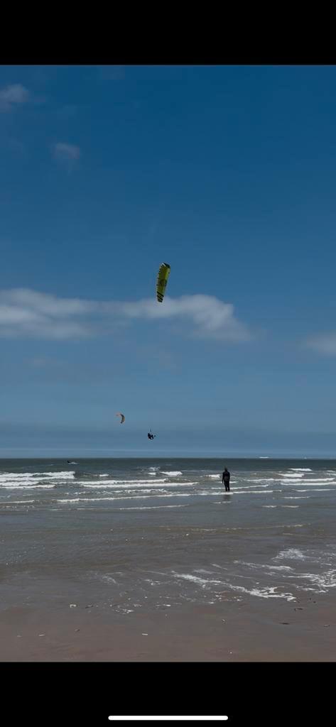 Flysurfer Sonic 18m inclusief bar!, Watersport en Boten, Kitesurfen, Zo goed als nieuw, Bar, Foil, Ophalen of Verzenden