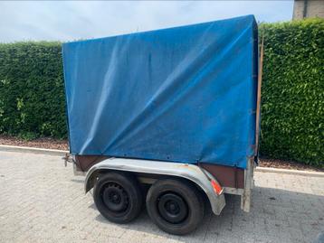 Ongeremde dubbel asser met huif beschikbaar voor biedingen