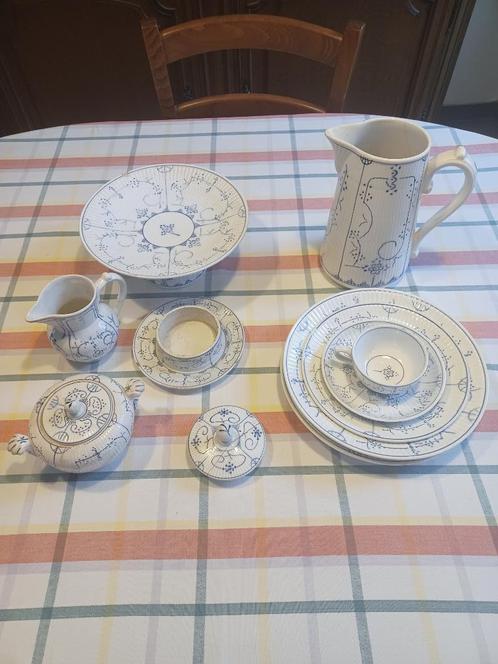 Divers éléments vaisselle Boch La Louvière anciennes édition, Antiek en Kunst, Antiek | Servies los, Ophalen of Verzenden