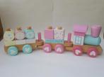 Houten trein in 3 delen., Kinderen en Baby's, Speelgoed | Houten speelgoed, Overige typen, Gebruikt, Ophalen of Verzenden