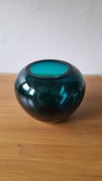 Vaasje glas 10cm donkergroen, Ophalen of Verzenden, Minder dan 50 cm, Groen, Glas