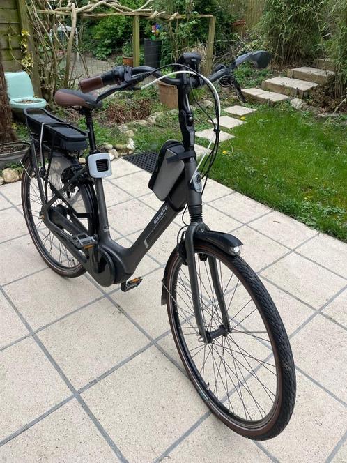 Vélo électrique Gazelle, Vélos & Vélomoteurs, Vélos électriques, Comme neuf, Gazelle, 55 à 59 cm, 50 km par batterie ou plus, Enlèvement