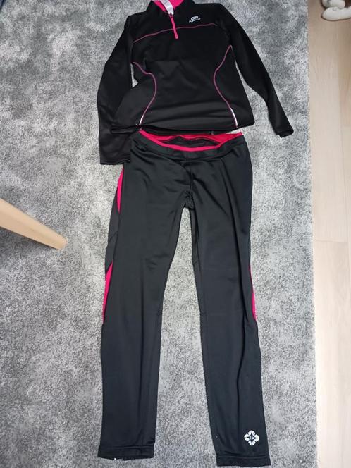 Sporttrui + sportbroek merk Decatlon te koop.maat M, Kleding | Dames, Sportkleding, Zo goed als nieuw, Maat 38/40 (M), Ophalen