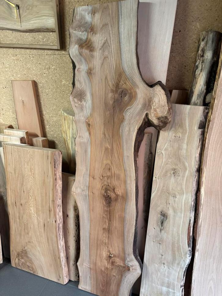 Boomstam planken, Doe-het-zelf en Bouw, Hout en Planken, Zo goed als nieuw, Ophalen