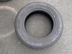 1 pneu Pirelli 215 65 16 109 / 107 T, Comme neuf, Enlèvement