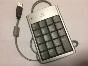 Numeriek klavier (targus), 2 USB poorten   beschikbaar voor biedingen