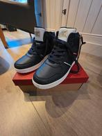 Sneakers levi's, Vêtements | Hommes, Vêtements Homme Autre, Enlèvement