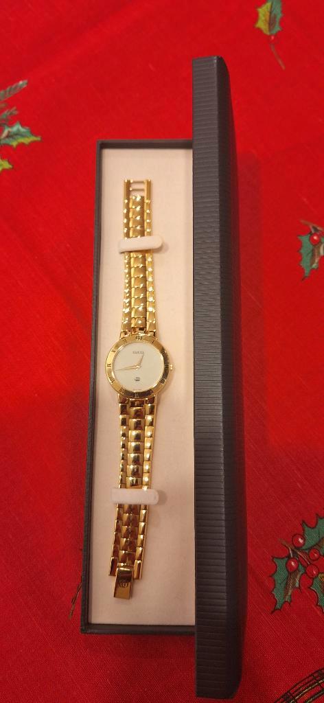 Gucci 3300 M nieuw, Handtassen en Accessoires, Horloges | Heren, Nieuw, Polshorloge, Overige merken, Goud, Goud, Ophalen