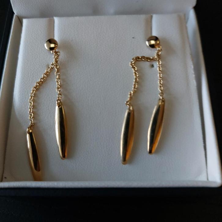 Prachtige GOUDEN oorbellen ... Binnenkort weer MOEDERDAG :-), Handtassen en Accessoires, Oorbellen, Nieuw, Knopjes of Stekers