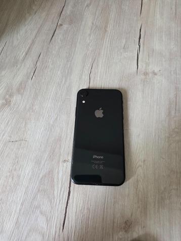 Iphone XR 64 GB Noir (batterie 89%) avec coque de protection beschikbaar voor biedingen