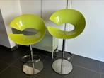 2 design barkrukken, Ophalen, Kunststof, Gebruikt, In hoogte verstelbaar