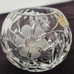 Vase en  cristal de Bohême taillé à la main, Enlèvement ou Envoi