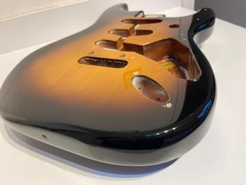 Echt FENDER body beschikbaar voor biedingen