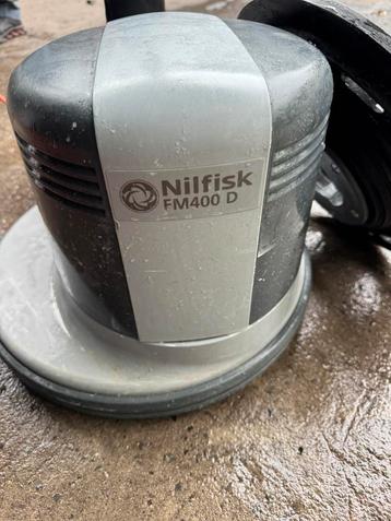 Nilfisk eenschijfsmachine met dubbele snelheid, Elektronische apparatuur, Ophalen of Verzenden, Zo goed als nieuw, Stofzuiger