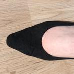 pumps in daim, zwart, maat 38, Kleding | Dames, Ophalen of Verzenden, Gedragen, Pumps