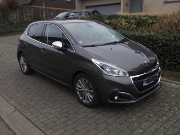 Peugeot 208 (benzine) te koop van particulier beschikbaar voor biedingen