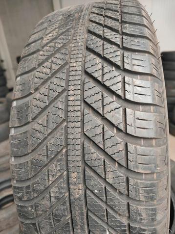 4 4season banden 215/60r16 Goodyear 7mm 250€ met montage  beschikbaar voor biedingen