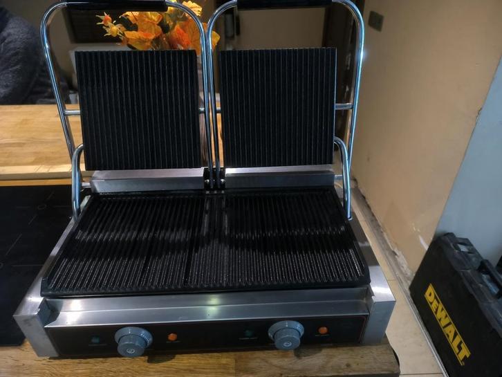 Professionele dubbele contact / Panini grill 3,6 kW., Elektronische apparatuur, Contactgrills, Ophalen