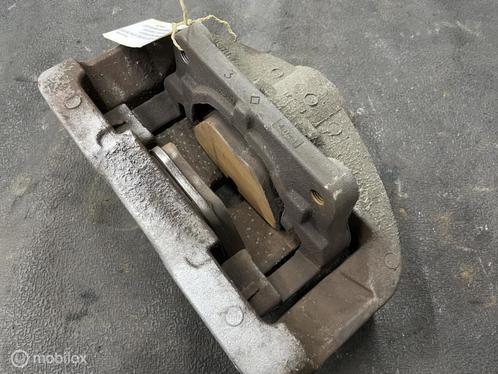 Remklauw rechtsvoor BMW 5-serie Touring F11  34116792690, Auto-onderdelen, Remmen en Aandrijving, BMW, Gebruikt, Ophalen of Verzenden
