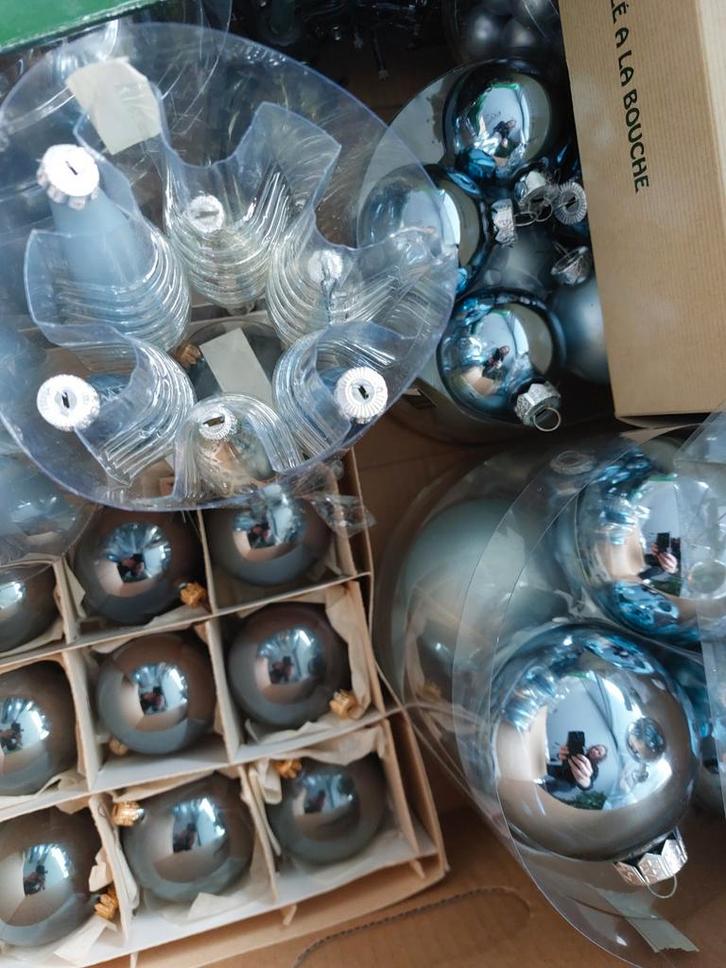 Doos vol met kerstversiering, Divers, Noël, Enlèvement