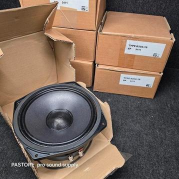 PHL  2411  B202-16   speakers  in doos
 beschikbaar voor biedingen