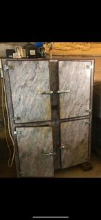 Frigo, Zakelijke goederen, Ophalen